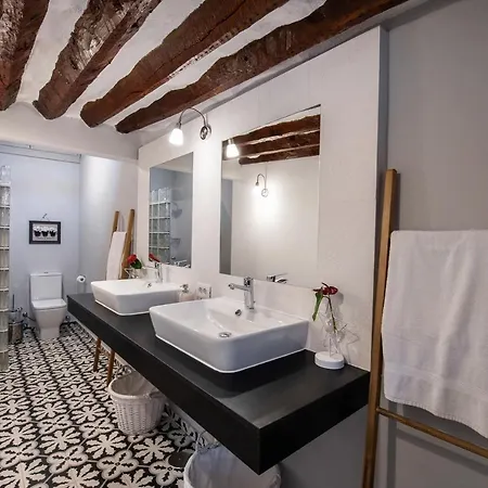 Plaza Vandale Apartment